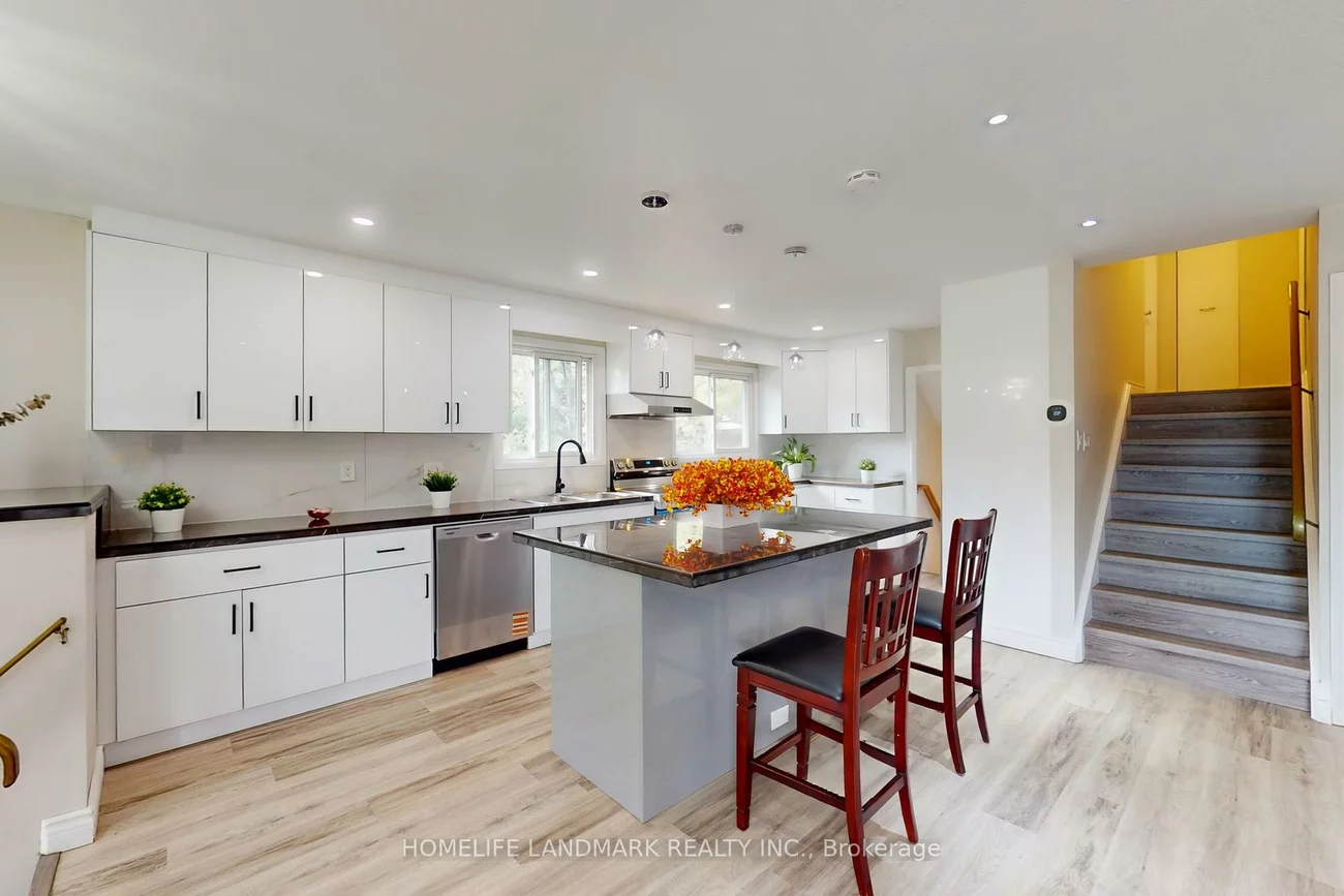 2203, Council Ring, Erin Mills, Mississauga