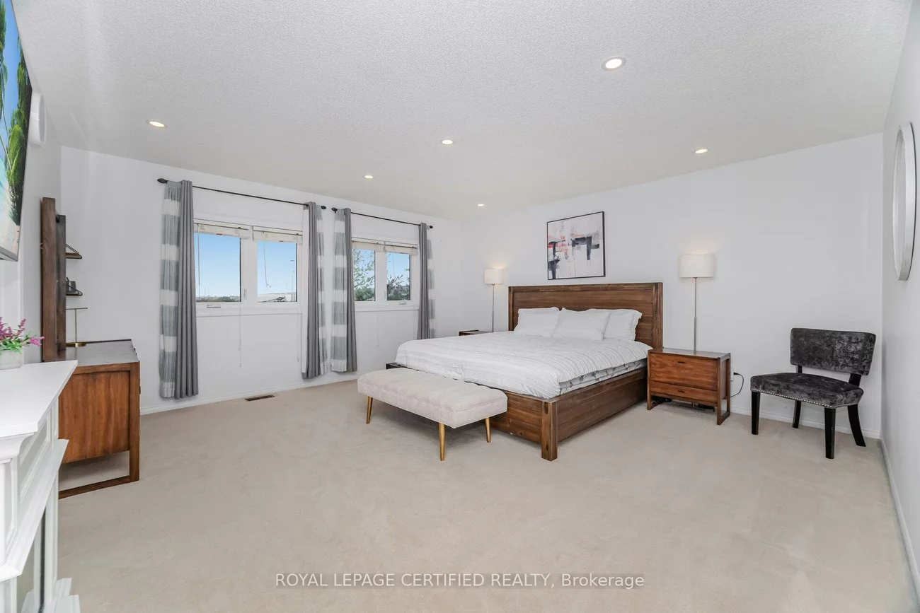 5537, Wilderness, Hurontario, Mississauga