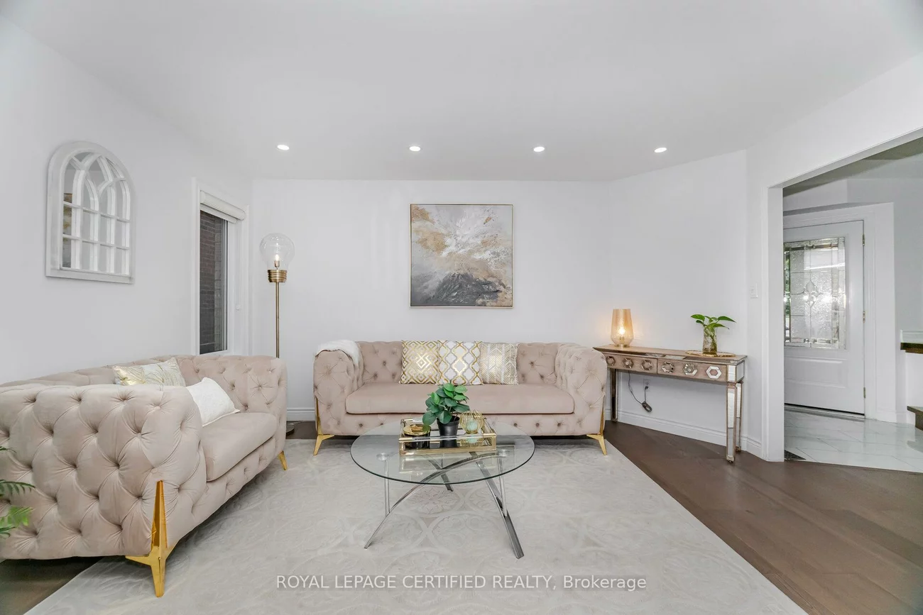 5537, Wilderness, Hurontario, Mississauga