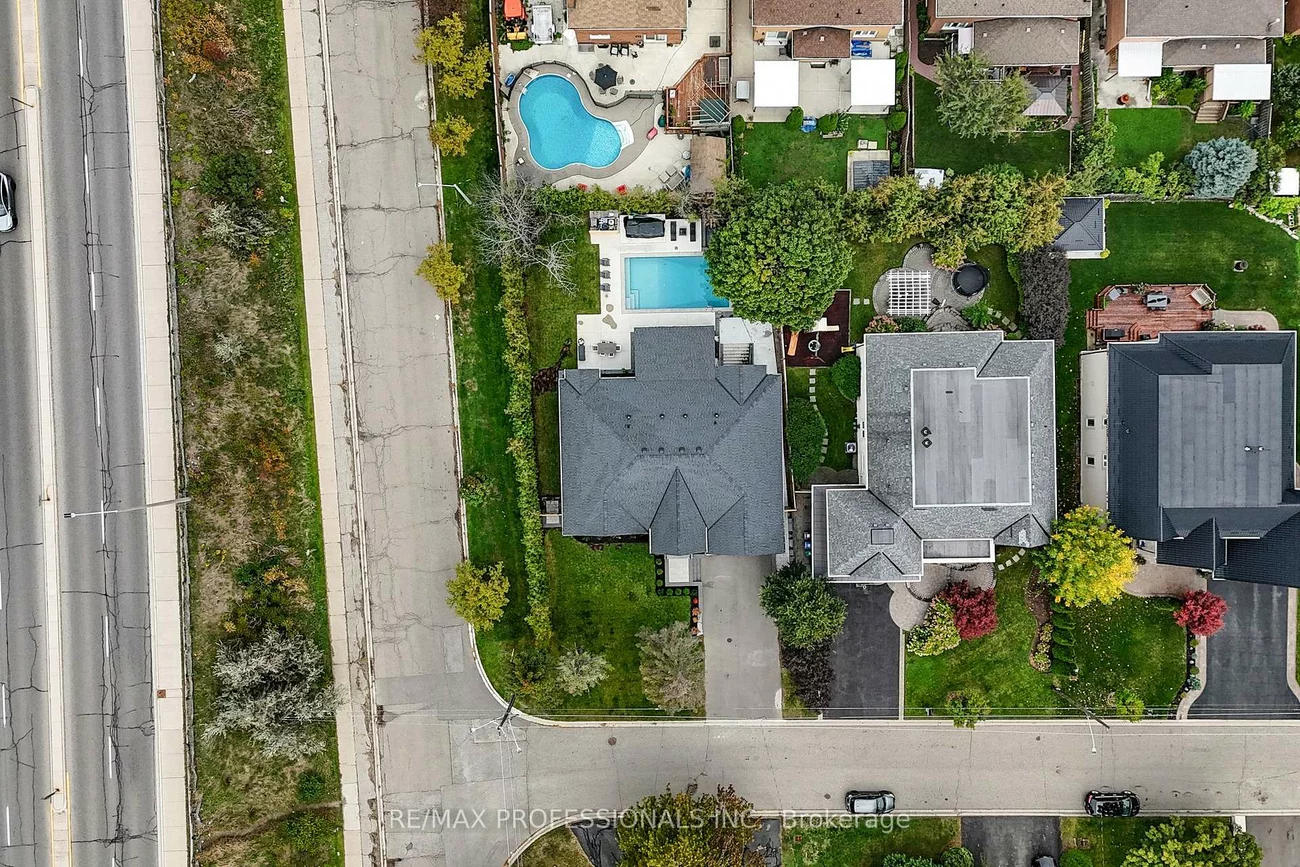 2615, Whaley, Cooksville, Mississauga