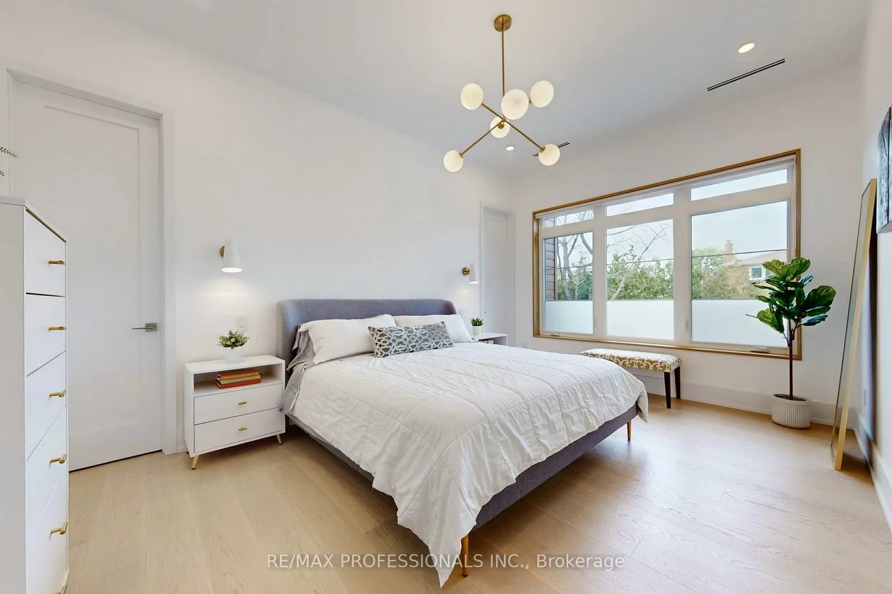 2615, Whaley, Cooksville, Mississauga