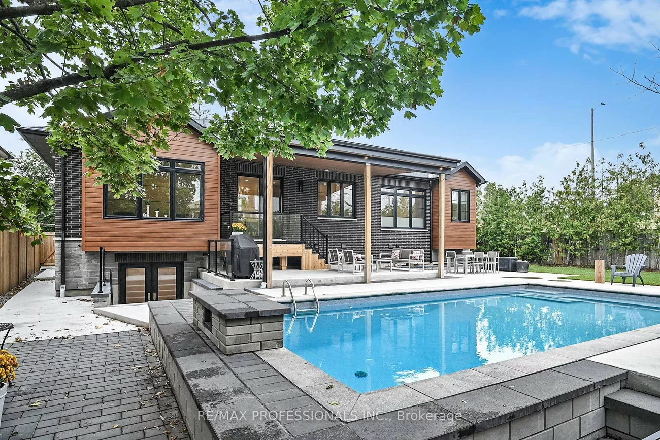 2615, Whaley, Cooksville, Mississauga