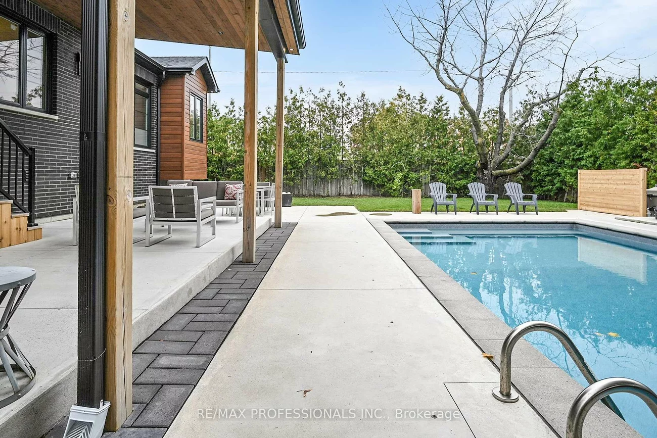 2615, Whaley, Cooksville, Mississauga