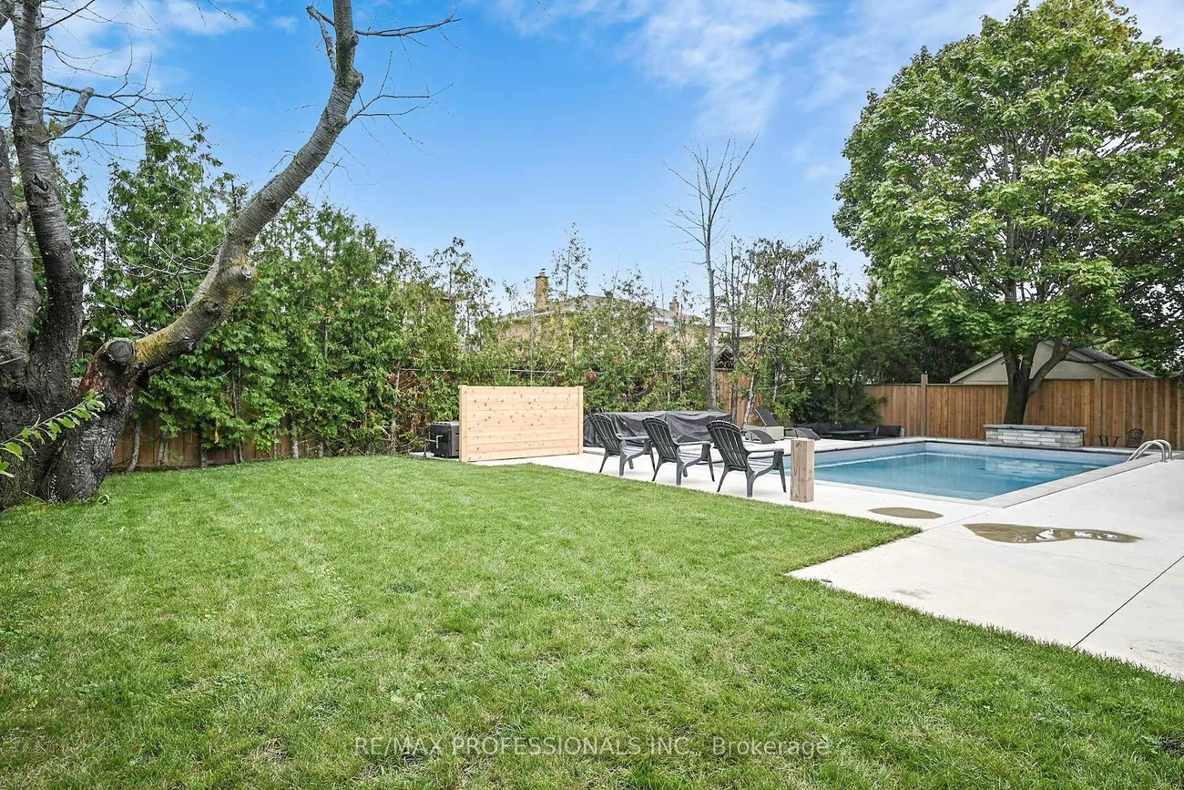 2615, Whaley, Cooksville, Mississauga