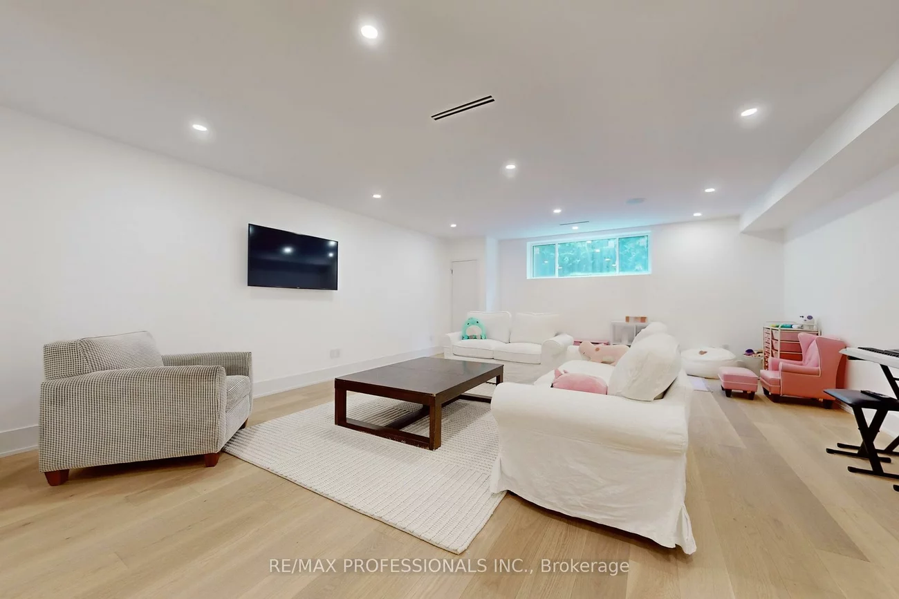 2615, Whaley, Cooksville, Mississauga