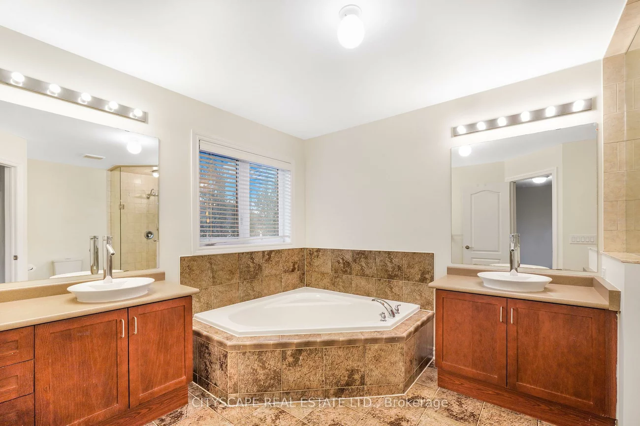 5515, Challenger, Churchill Meadows, Mississauga