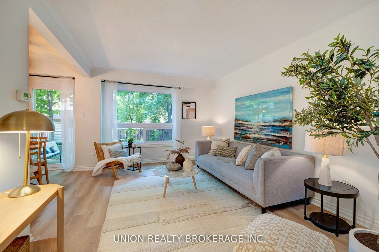 2423, Brasilia, Meadowvale, Mississauga