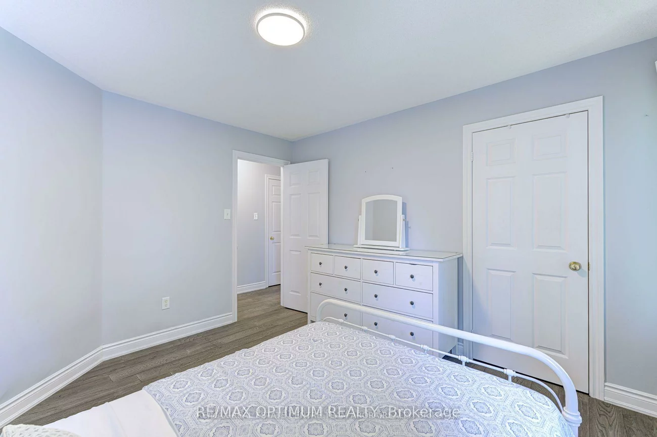 7129, Gillespie, Meadowvale Village, Mississauga