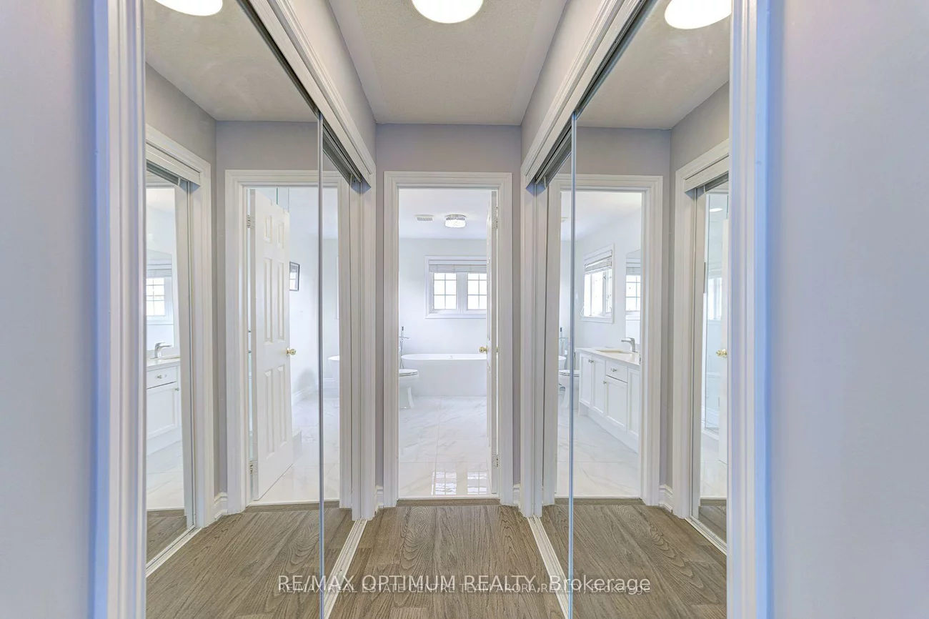 7129, Gillespie, Meadowvale Village, Mississauga