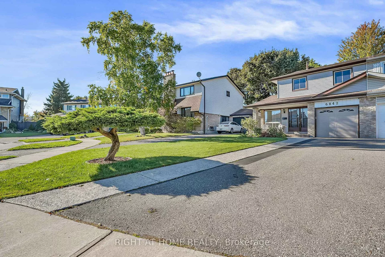 6842, Avila, Meadowvale, Mississauga