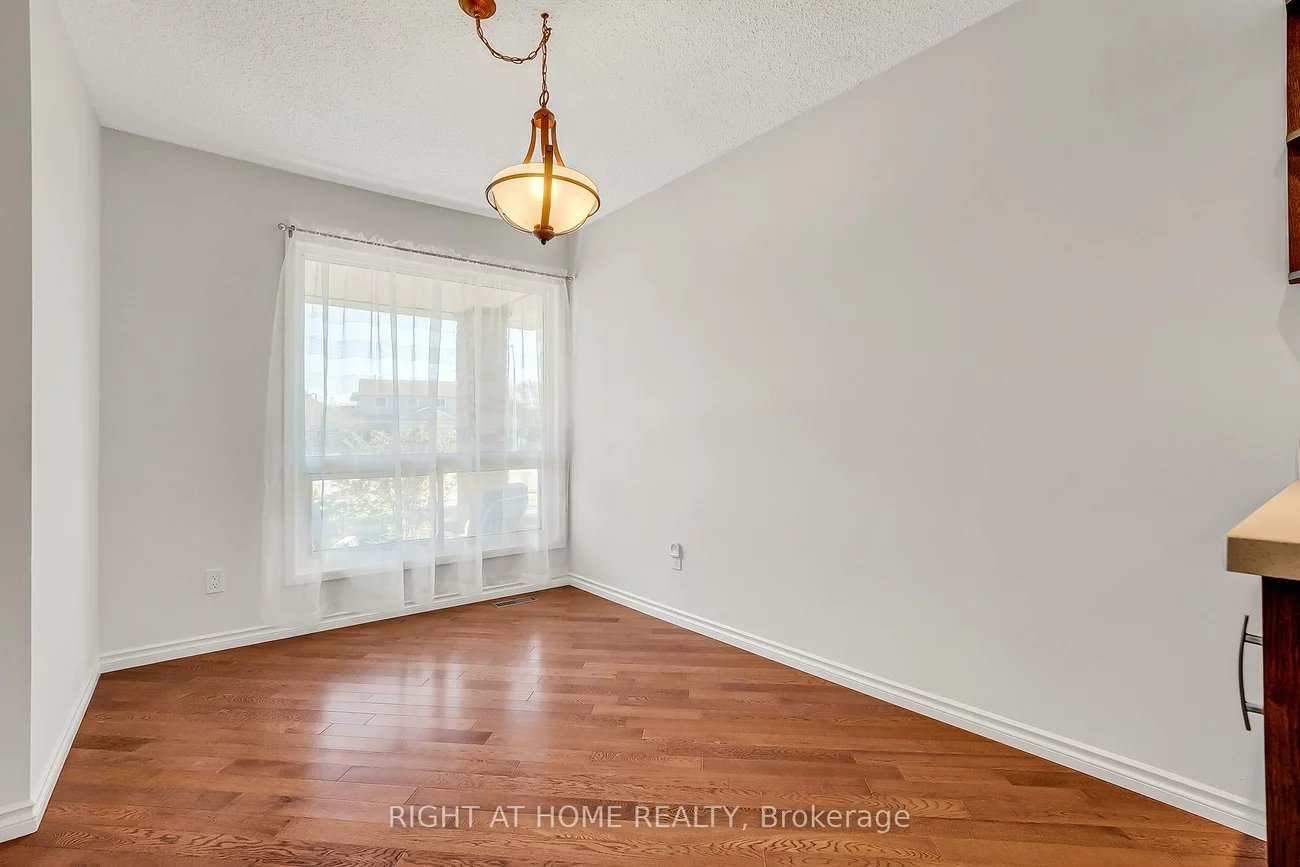 6842, Avila, Meadowvale, Mississauga
