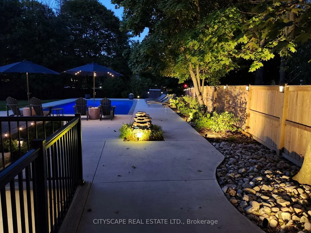 2585, Kenna, Sheridan, Mississauga