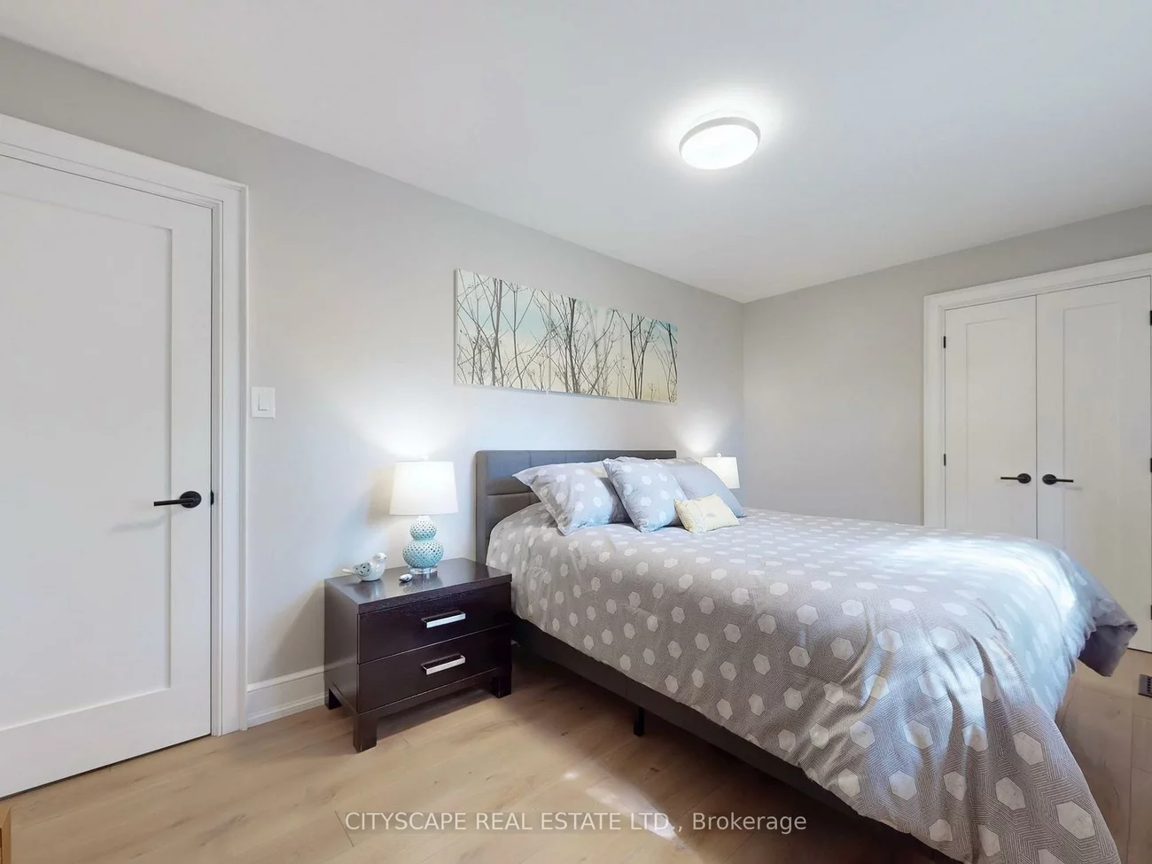 2585, Kenna, Sheridan, Mississauga