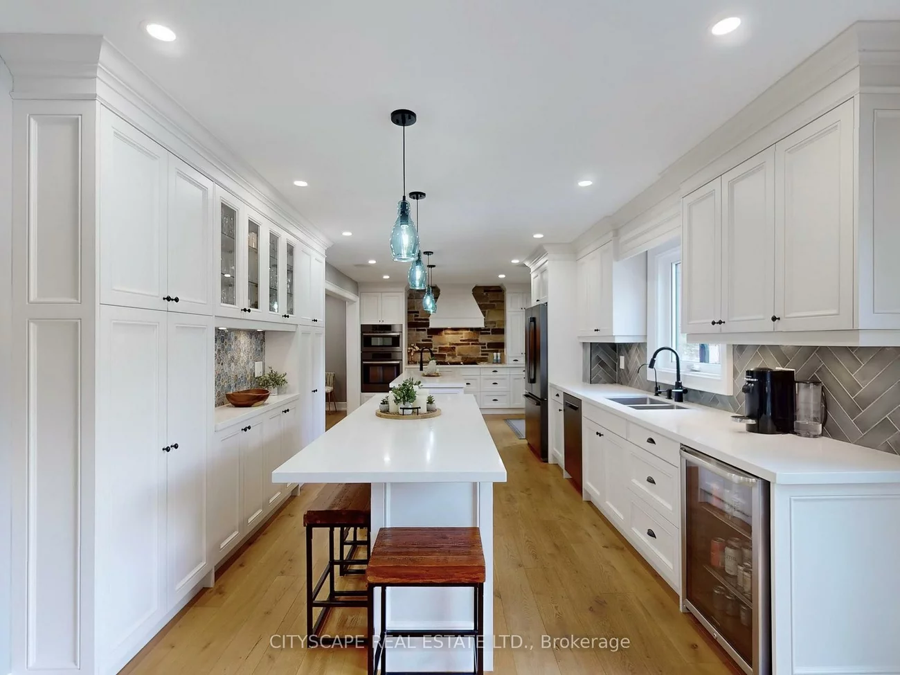 2585, Kenna, Sheridan, Mississauga