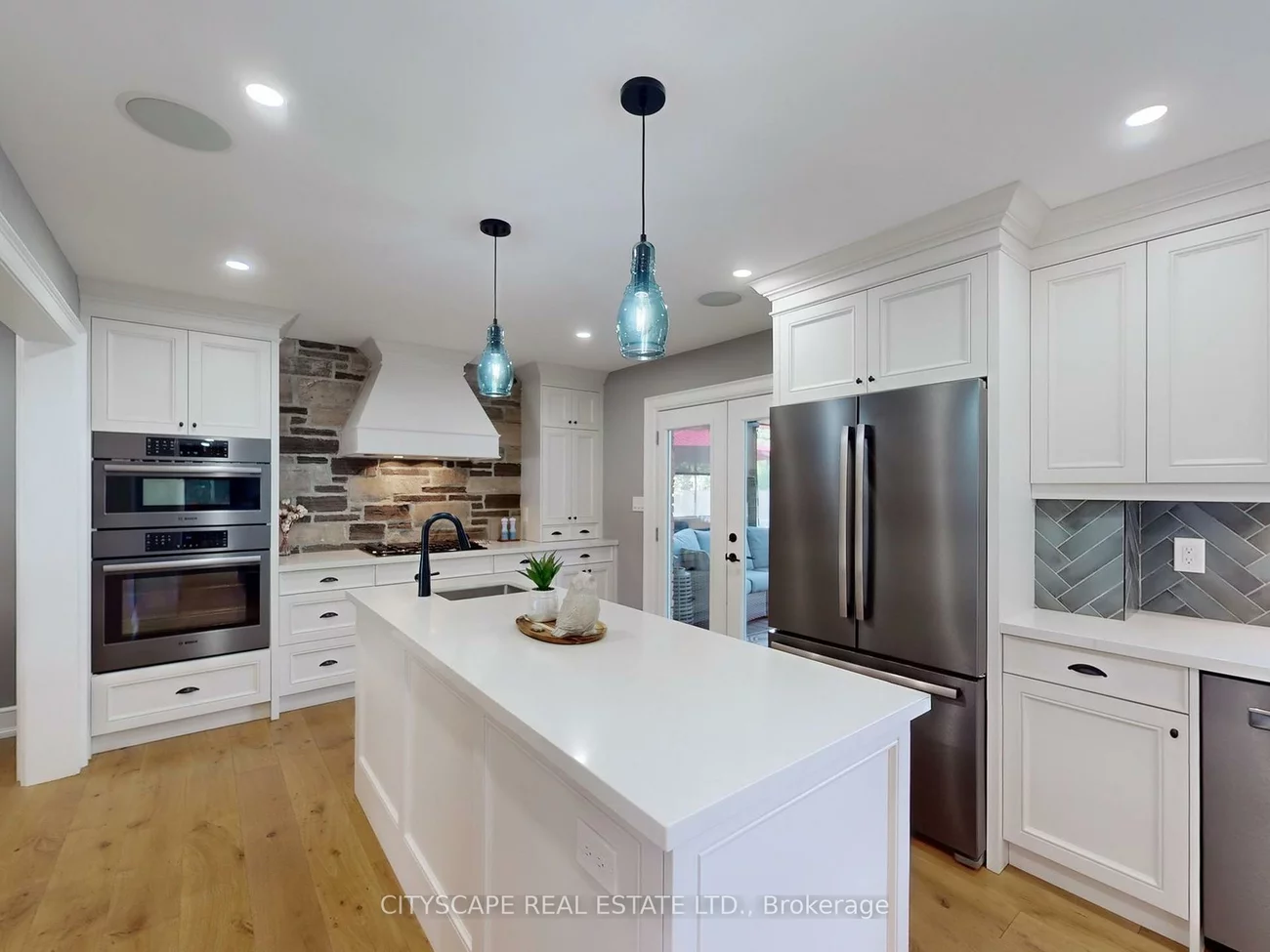 2585, Kenna, Sheridan, Mississauga