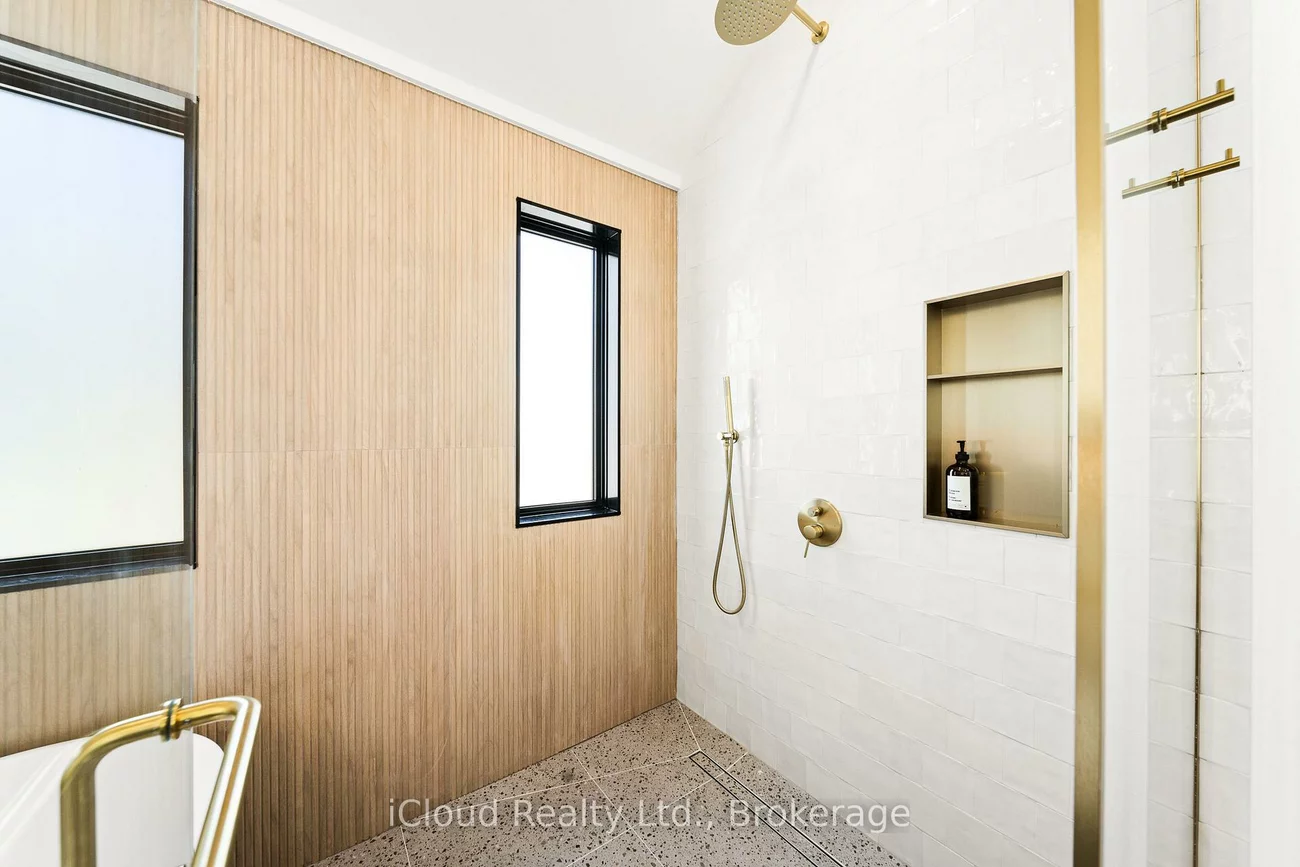 1140, Ogden, Lakeview, Mississauga