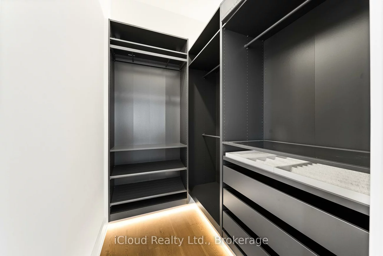 1140, Ogden, Lakeview, Mississauga