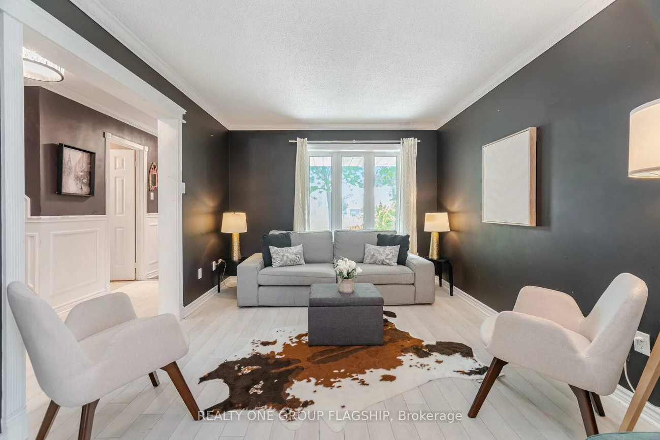 7267, Windbreak, Meadowvale, Mississauga