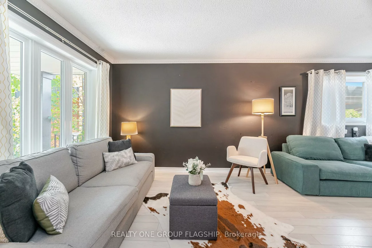 7267, Windbreak, Meadowvale, Mississauga