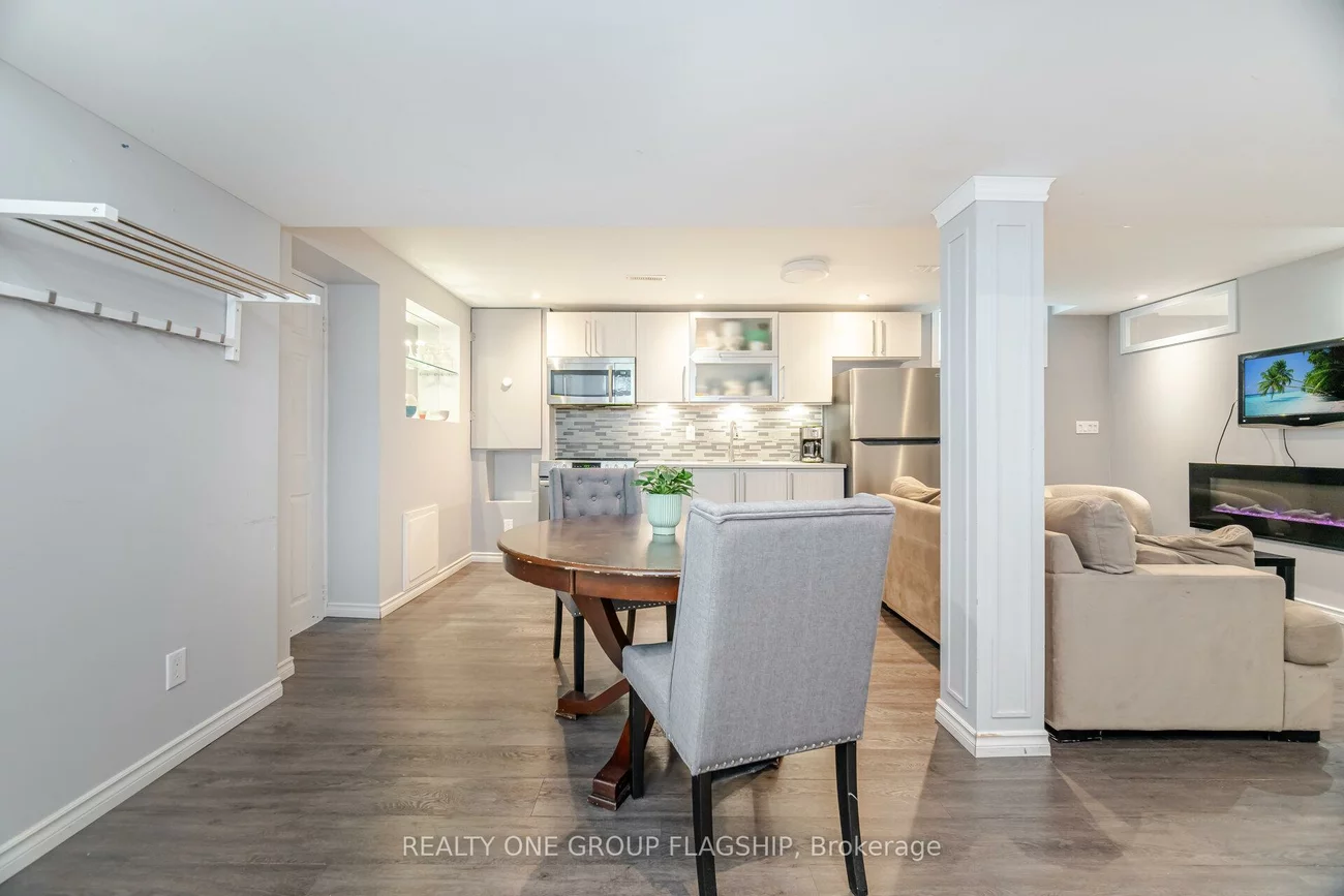 7267, Windbreak, Meadowvale, Mississauga