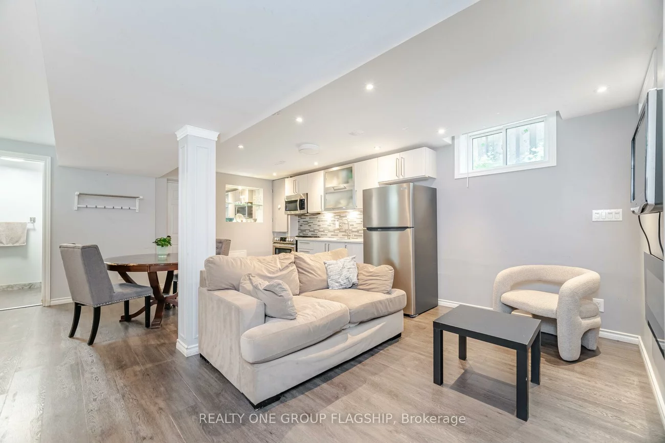 7267, Windbreak, Meadowvale, Mississauga