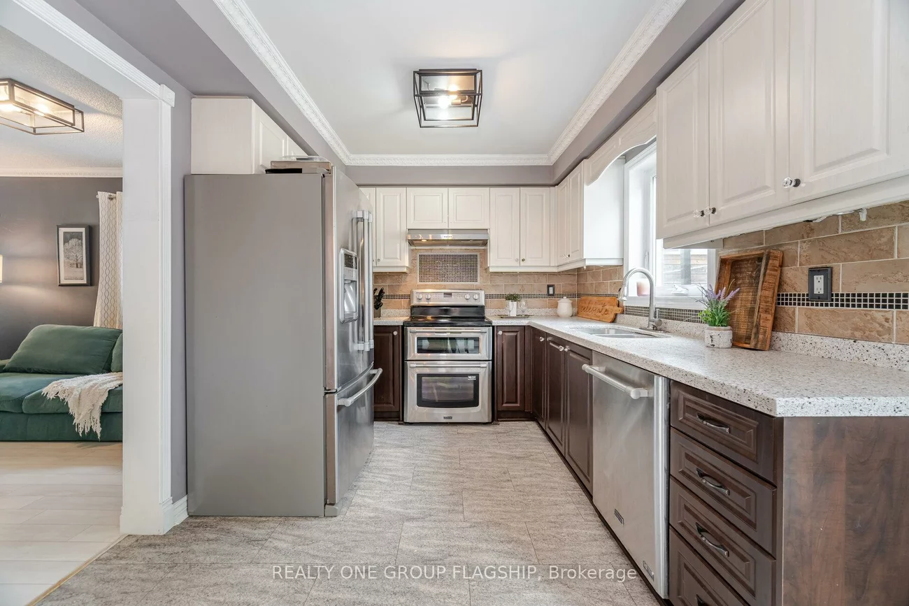 7267, Windbreak, Meadowvale, Mississauga