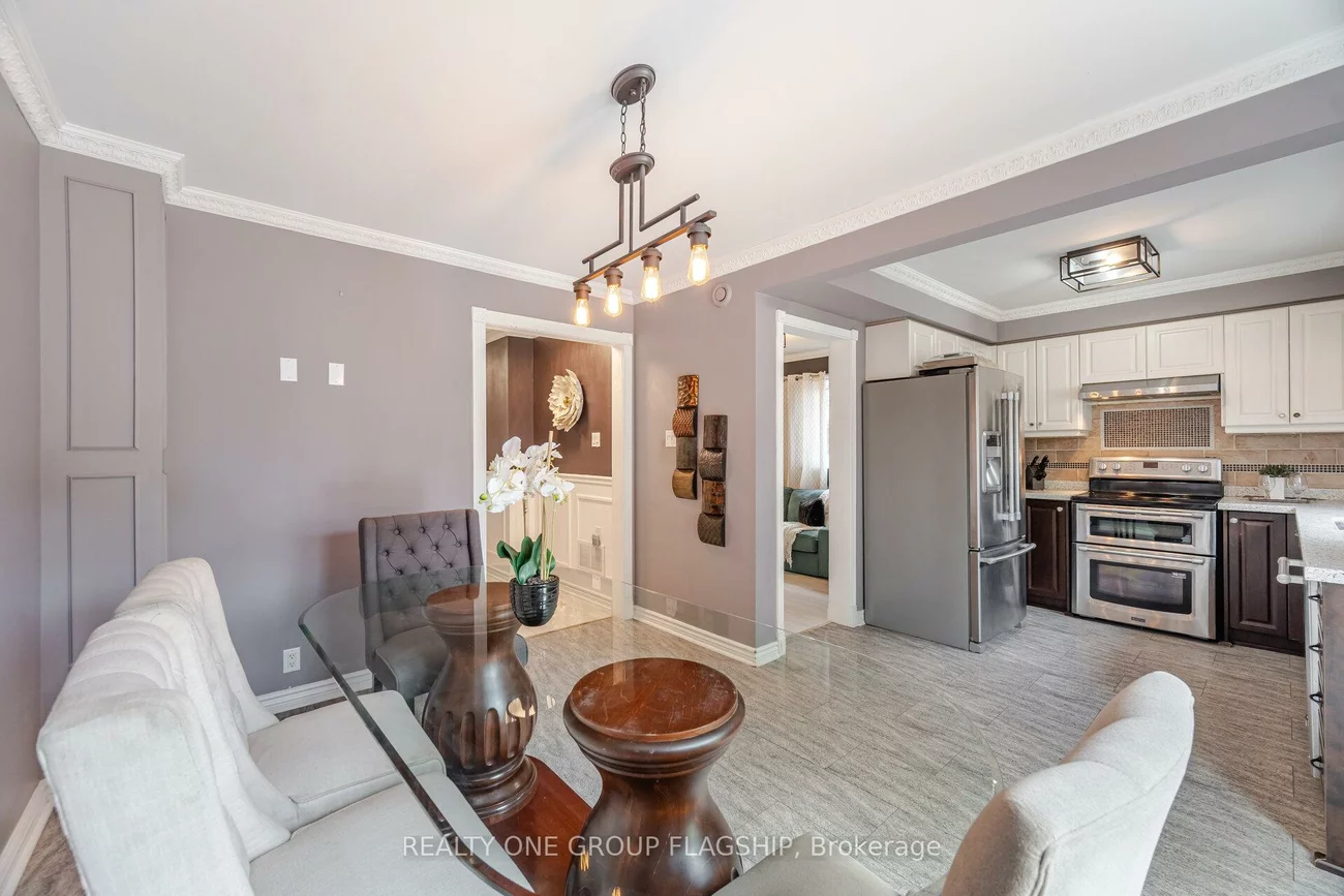 7267, Windbreak, Meadowvale, Mississauga