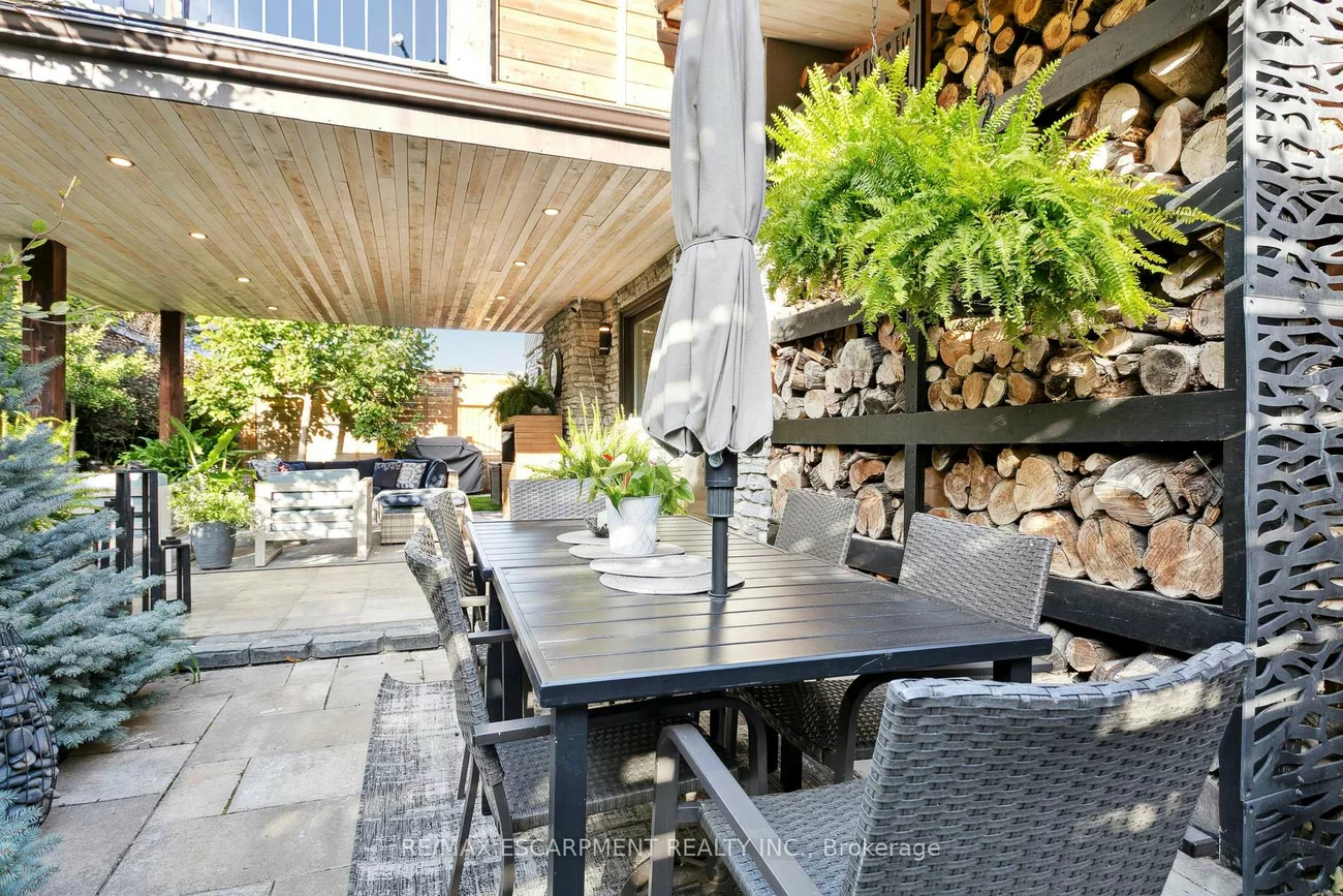 2683, Kingsberry, Cooksville, Mississauga