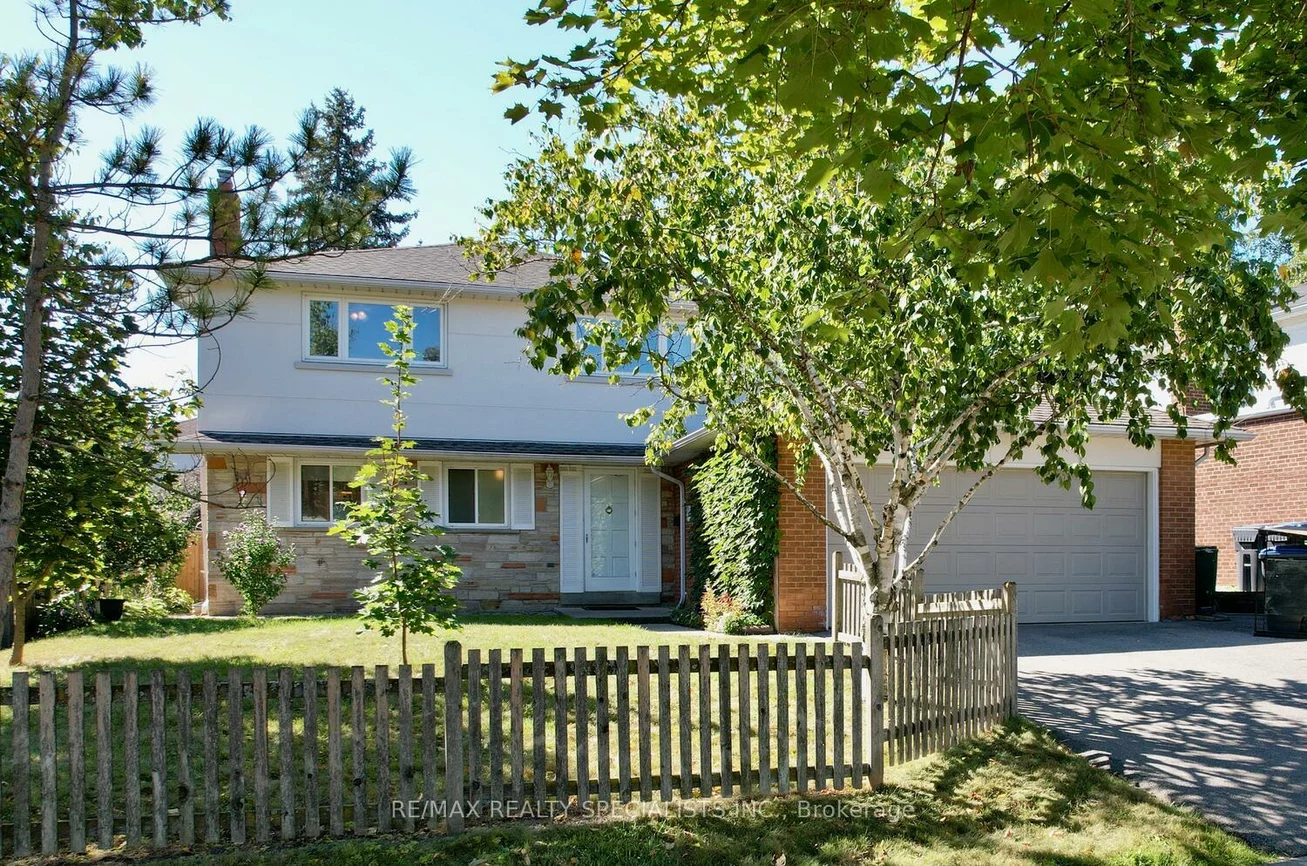 2312, Homelands, Sheridan, Mississauga