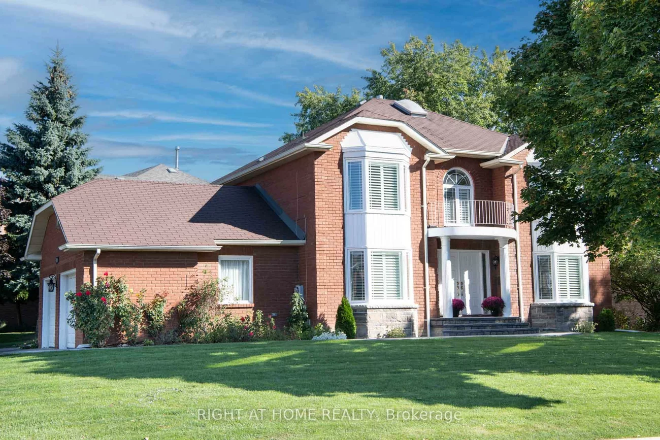 348, Nahani, Hurontario, Mississauga