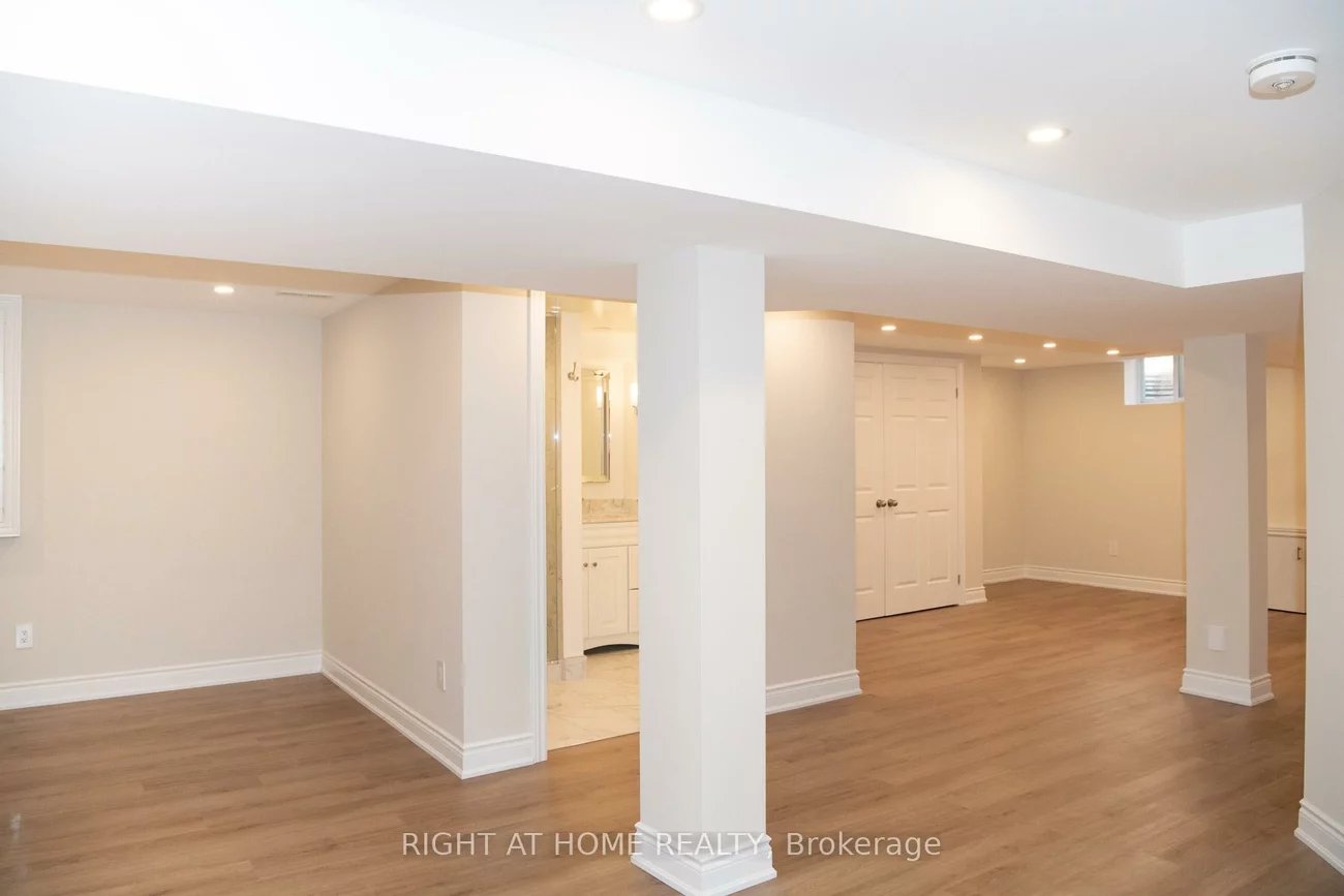 348, Nahani, Hurontario, Mississauga
