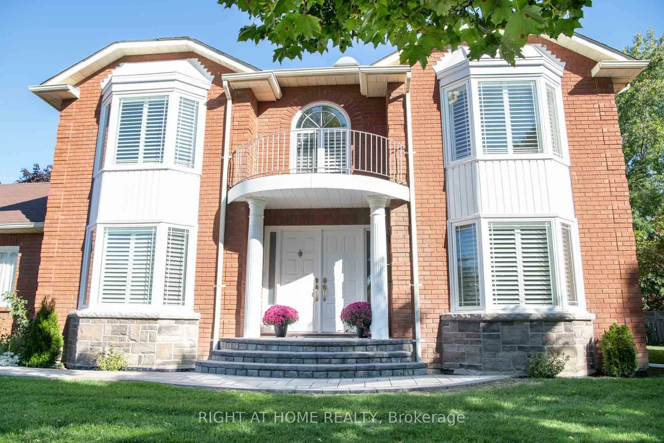 348, Nahani, Hurontario, Mississauga