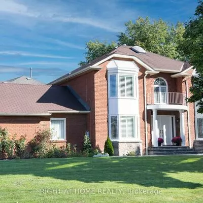 348, Nahani, Hurontario, Mississauga