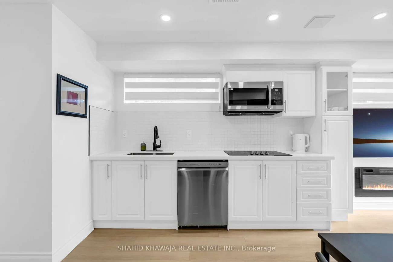 3432, Glorene, Applewood, Mississauga