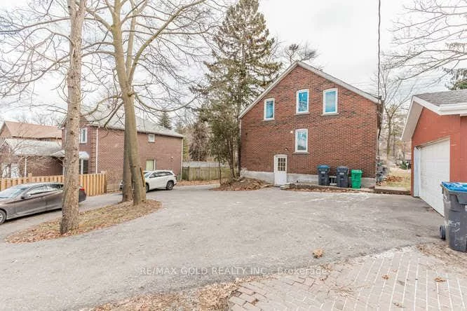 961, Lakeshore, Lorne Park, Mississauga