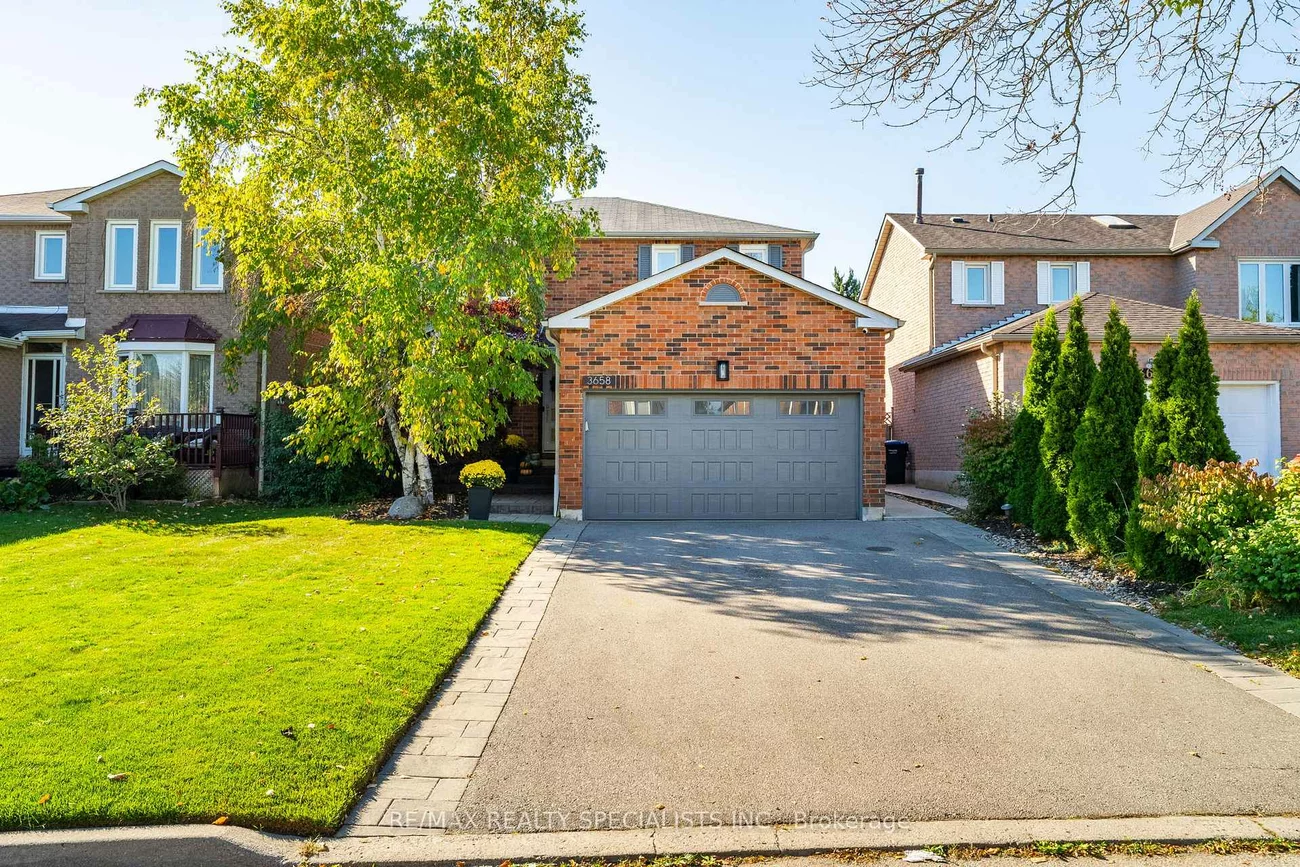3658, Bangor, Erin Mills, Mississauga