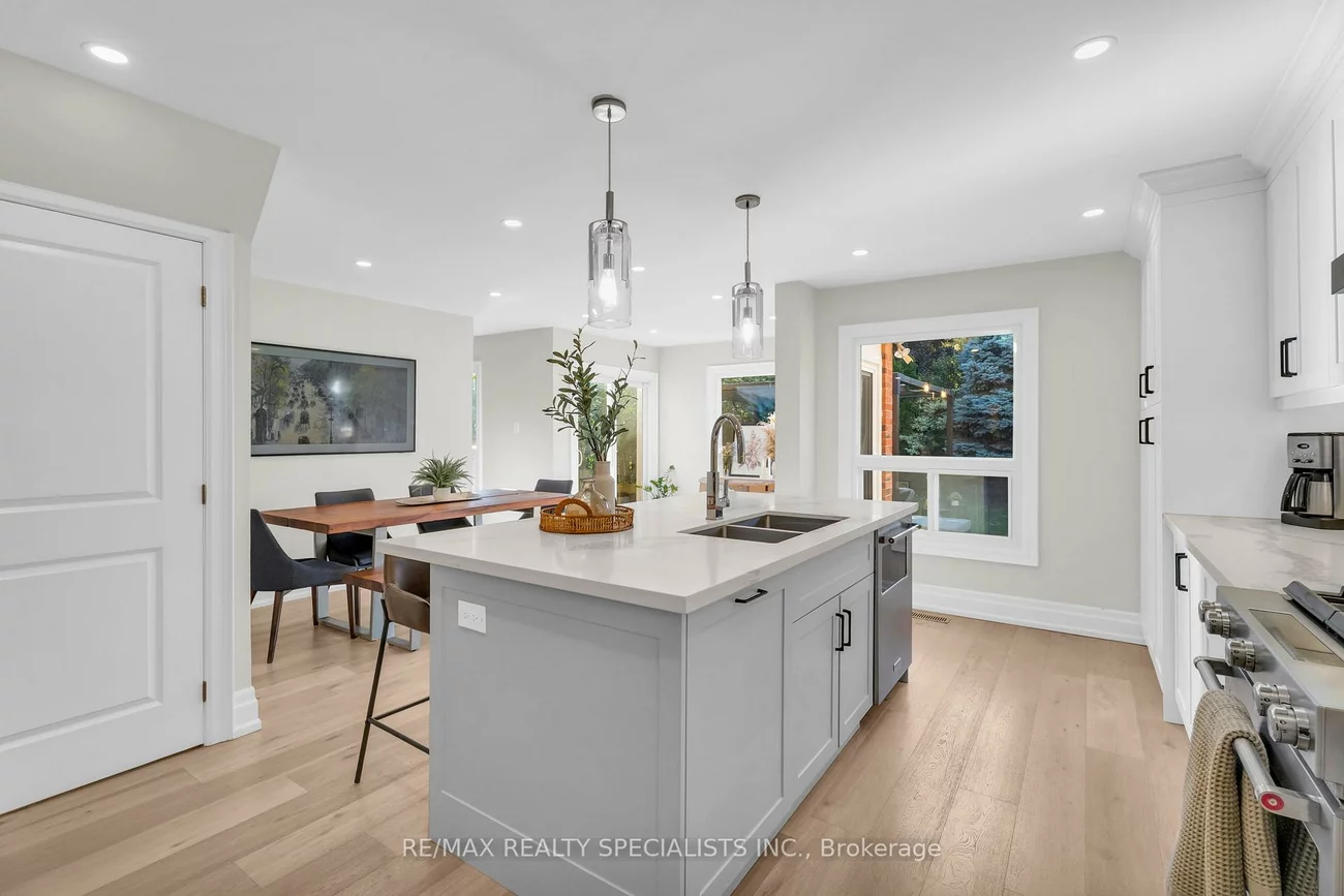 3658, Bangor, Erin Mills, Mississauga