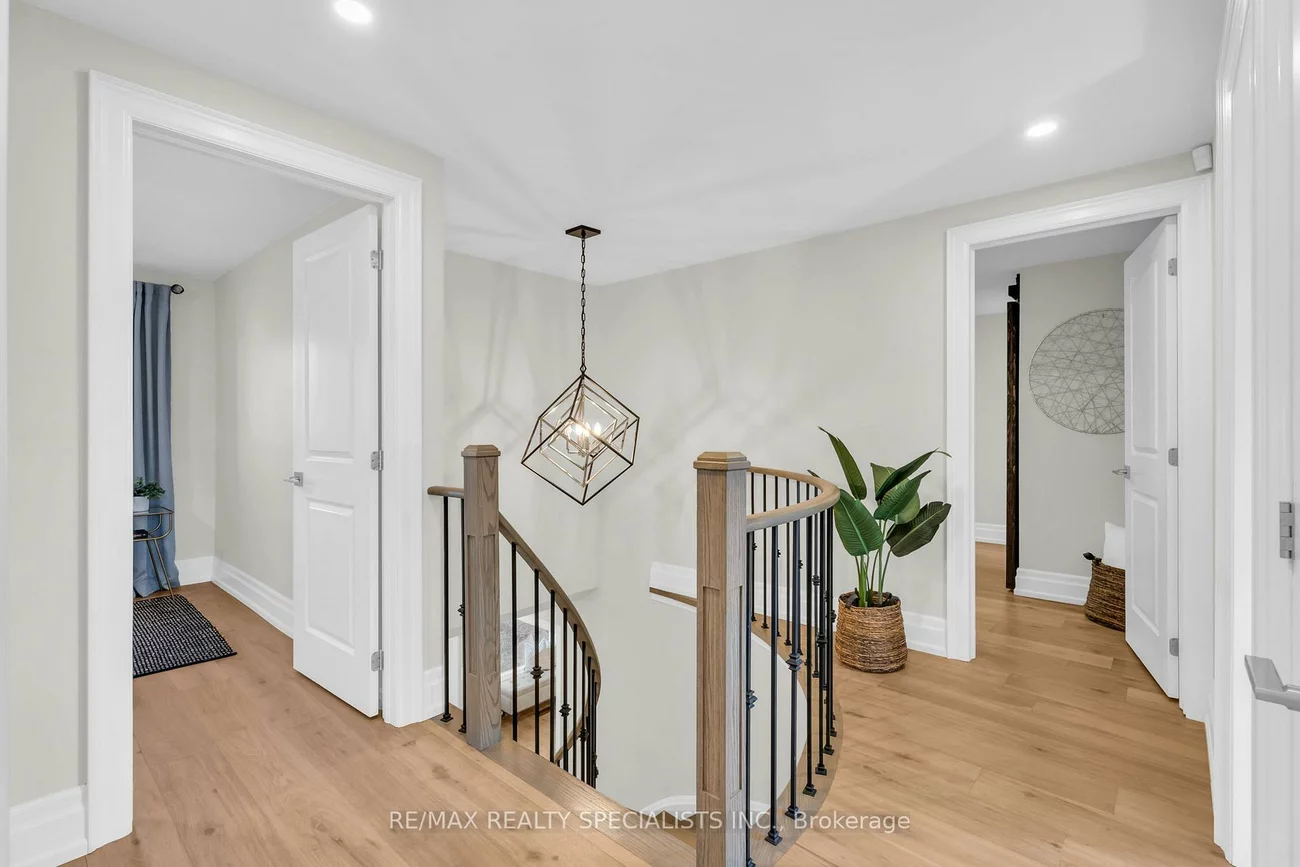 3658, Bangor, Erin Mills, Mississauga