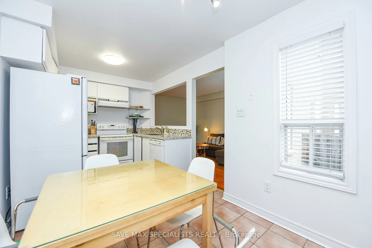 614, Lumberton, Hurontario, Mississauga