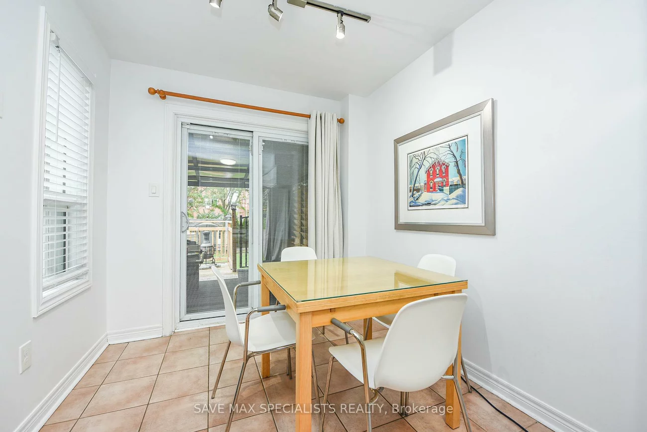 614, Lumberton, Hurontario, Mississauga