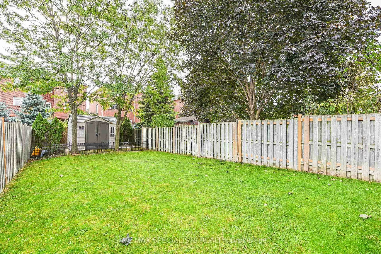 614, Lumberton, Hurontario, Mississauga