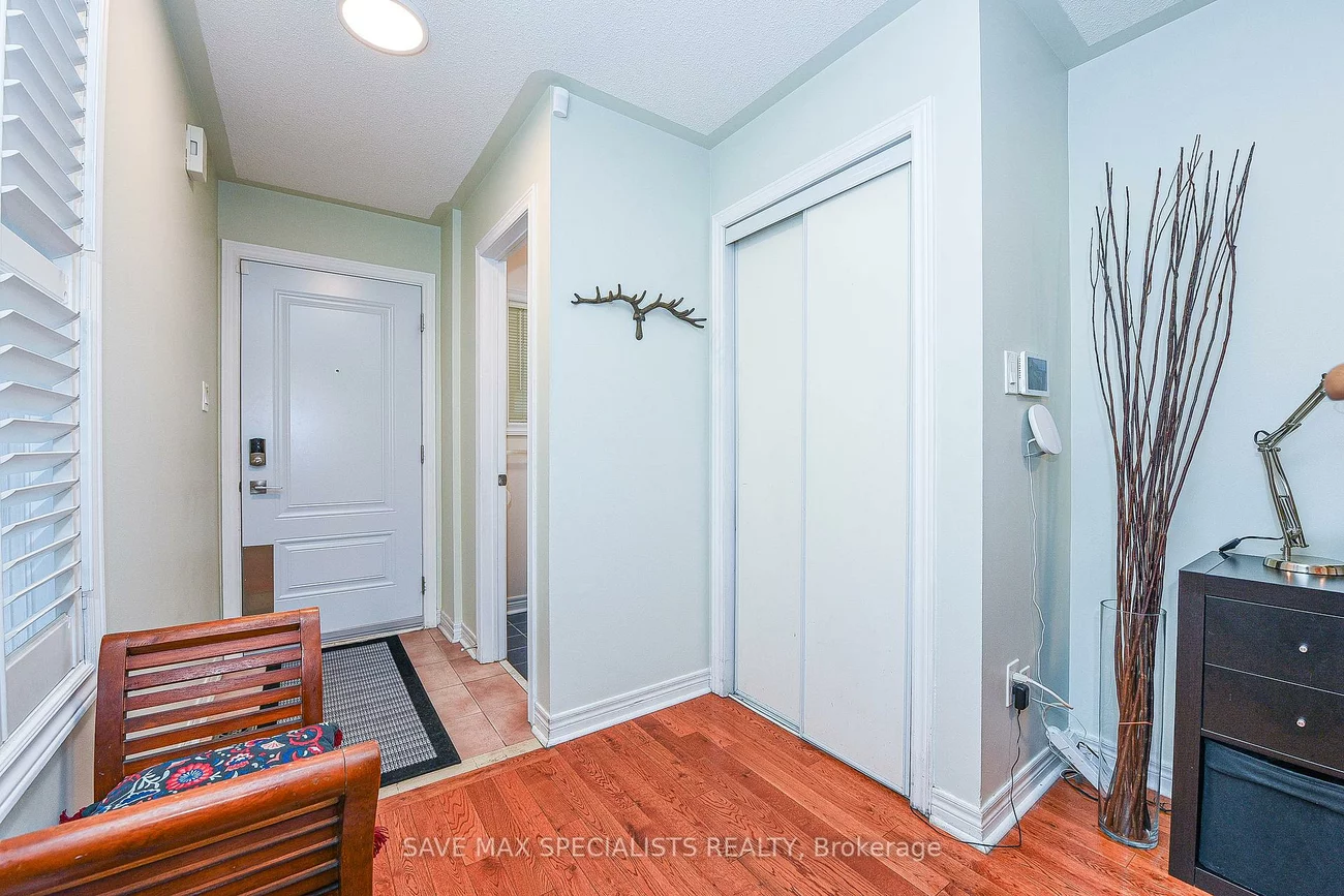 614, Lumberton, Hurontario, Mississauga