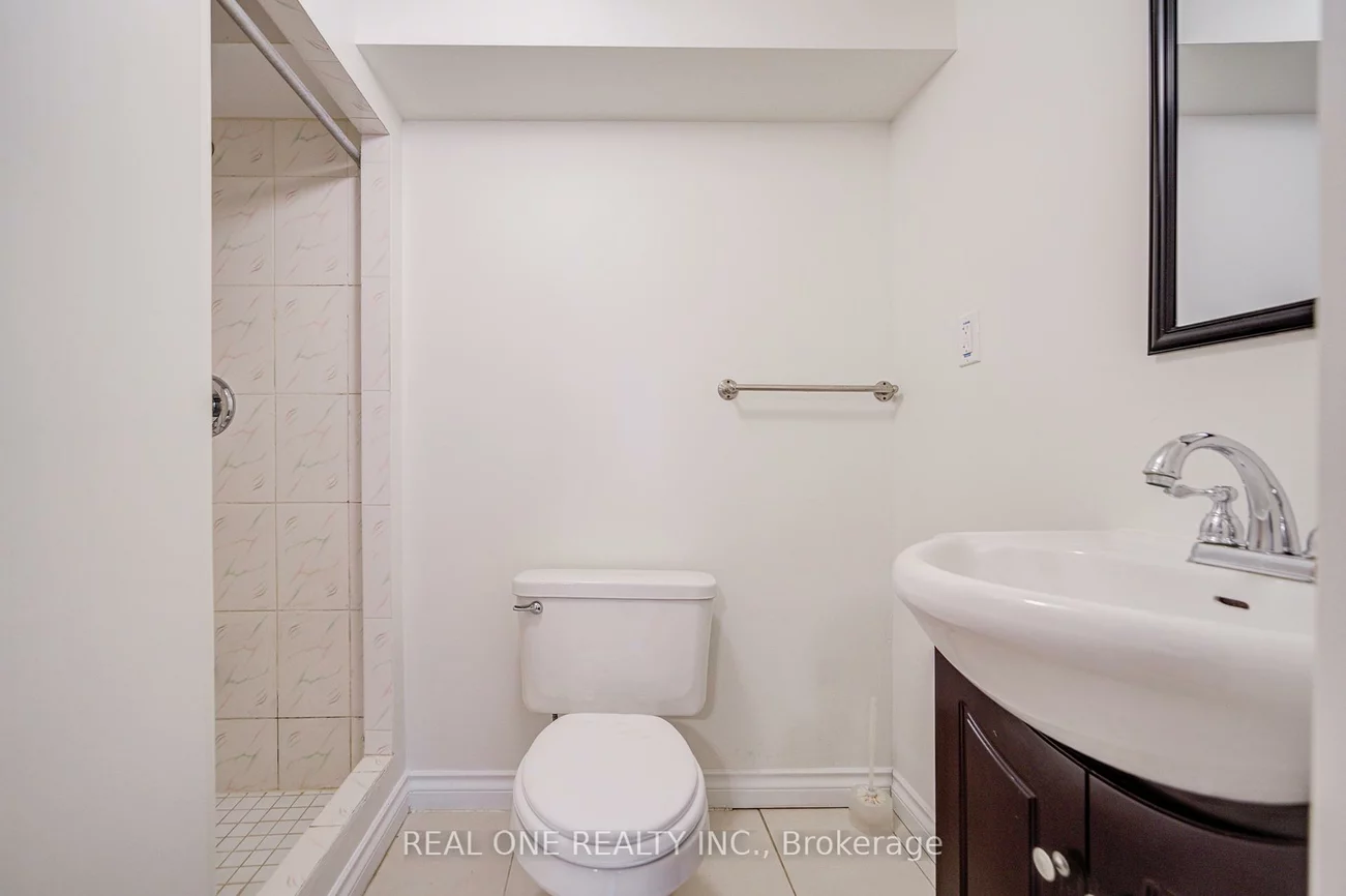 149, Paris, Hurontario, Mississauga