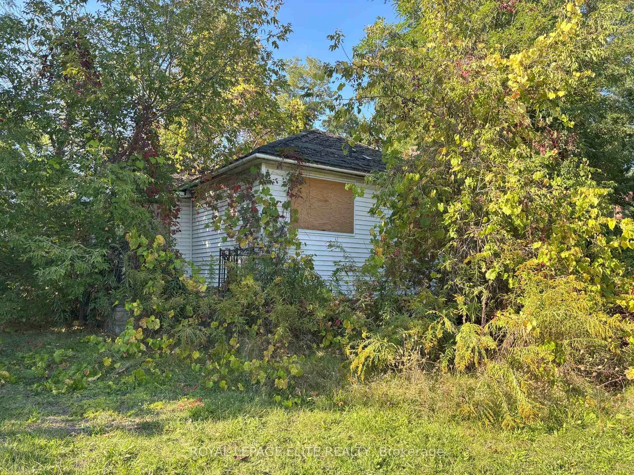 1631, Eglinton, Erin Mills, Mississauga