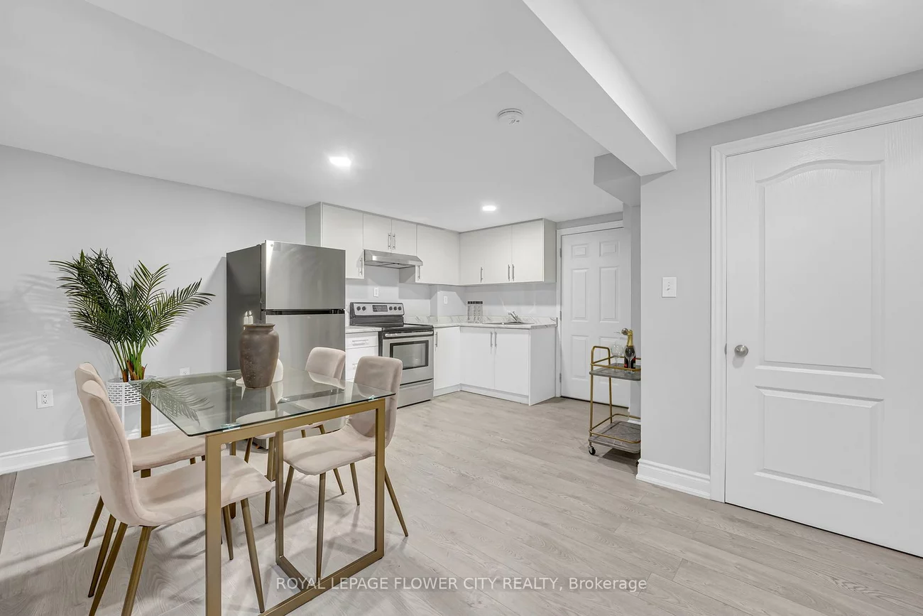 3278, Waxwing, Lisgar, Mississauga