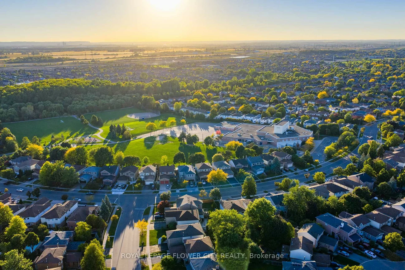 3278, Waxwing, Lisgar, Mississauga