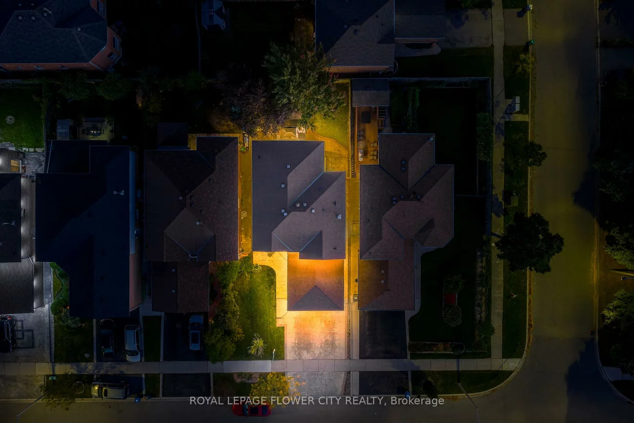 3278, Waxwing, Lisgar, Mississauga