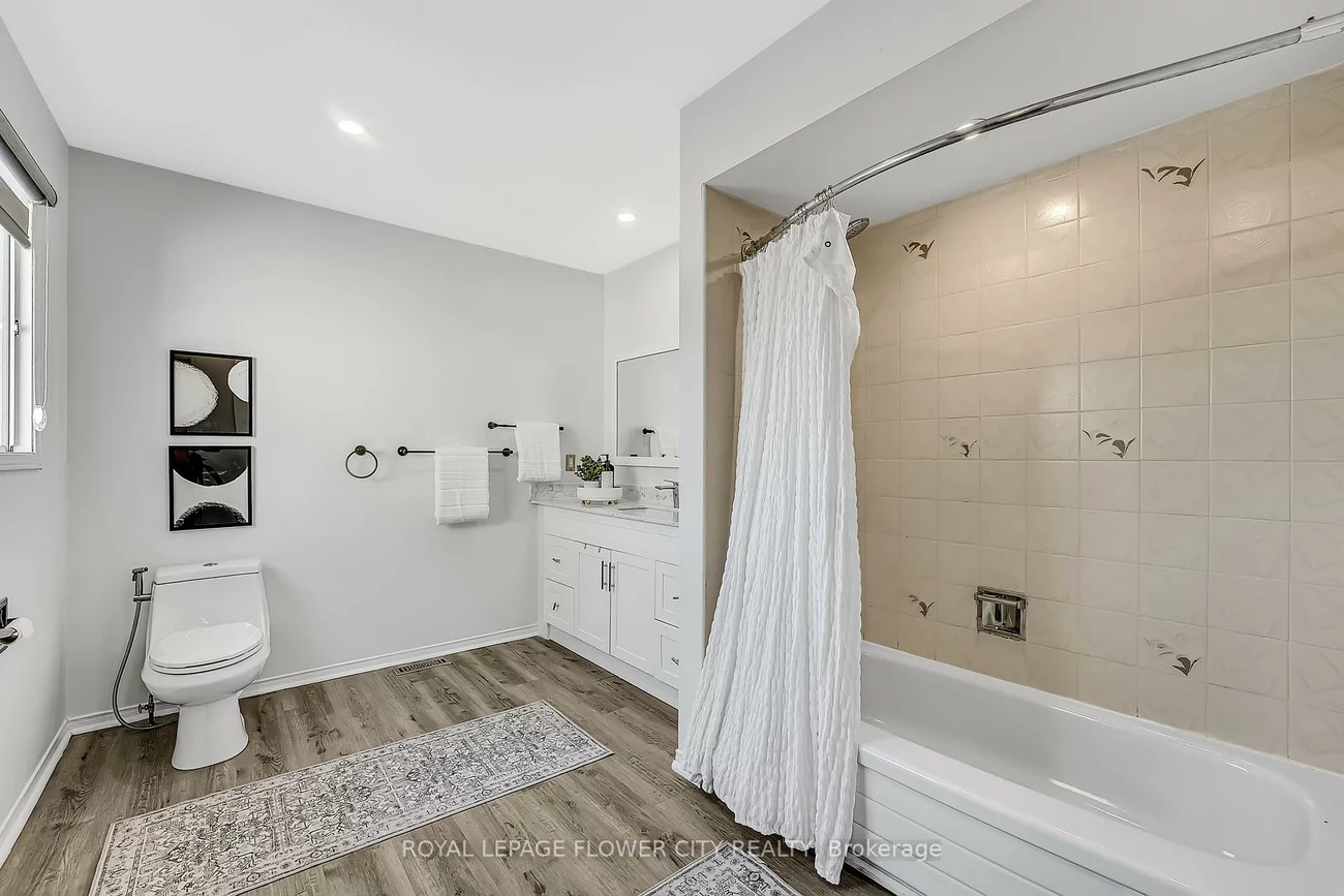 3278, Waxwing, Lisgar, Mississauga