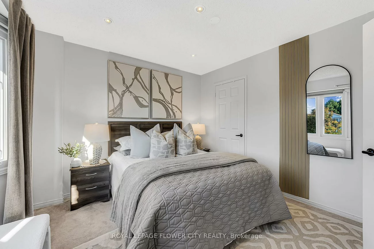 3278, Waxwing, Lisgar, Mississauga