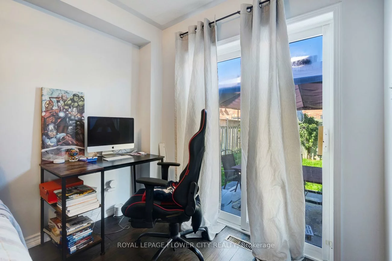 607, Rossellini, Meadowvale Village, Mississauga